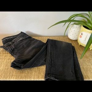 Distressed/Faded Boyfriend Jeans